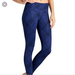 NWOT Athleta Westchester Chaturanga Tights